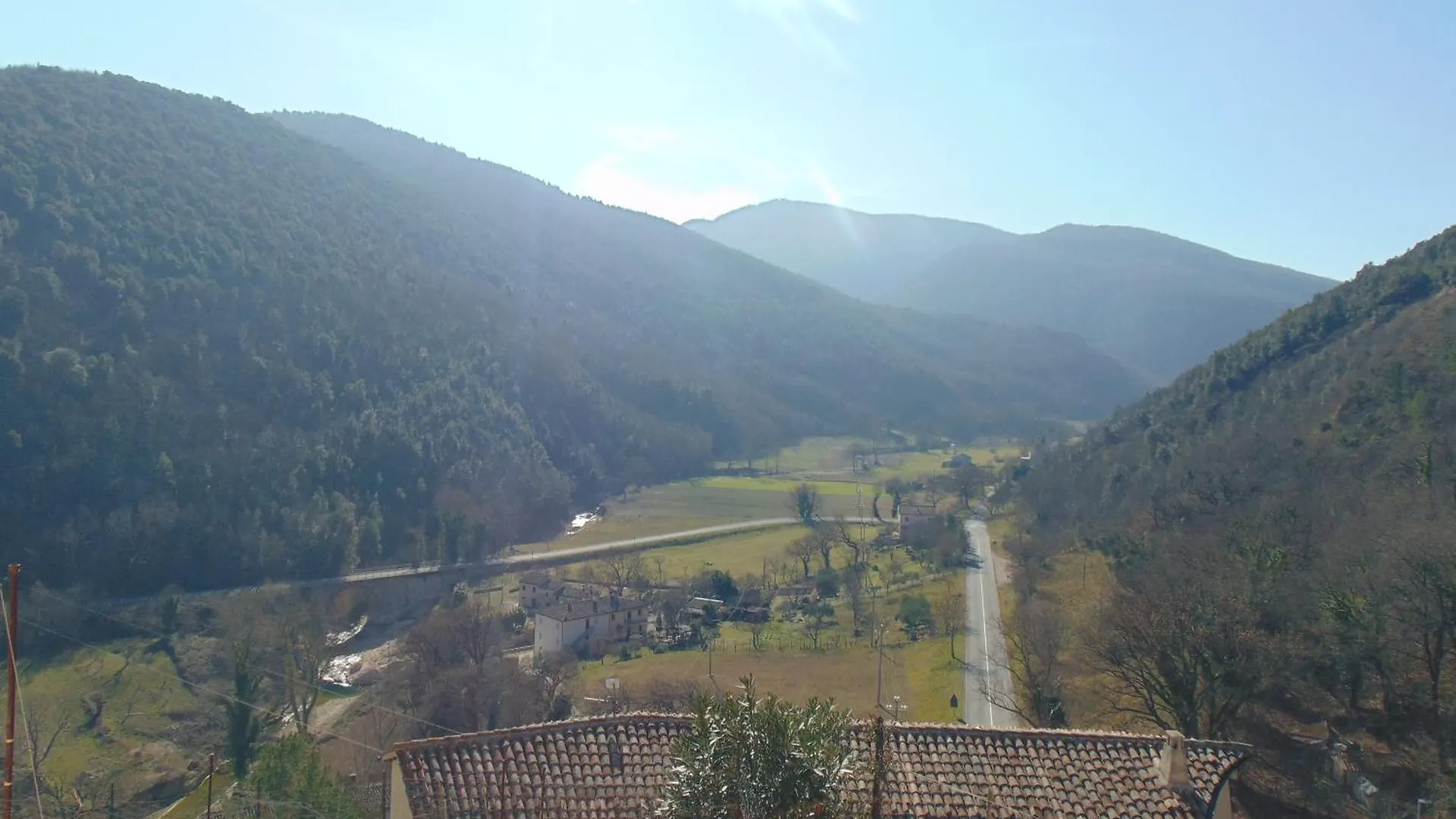Apartment Se051 - Palazzo D'Arcevia, Accogliente Trilocale Ristrutturato Cerreto Grue