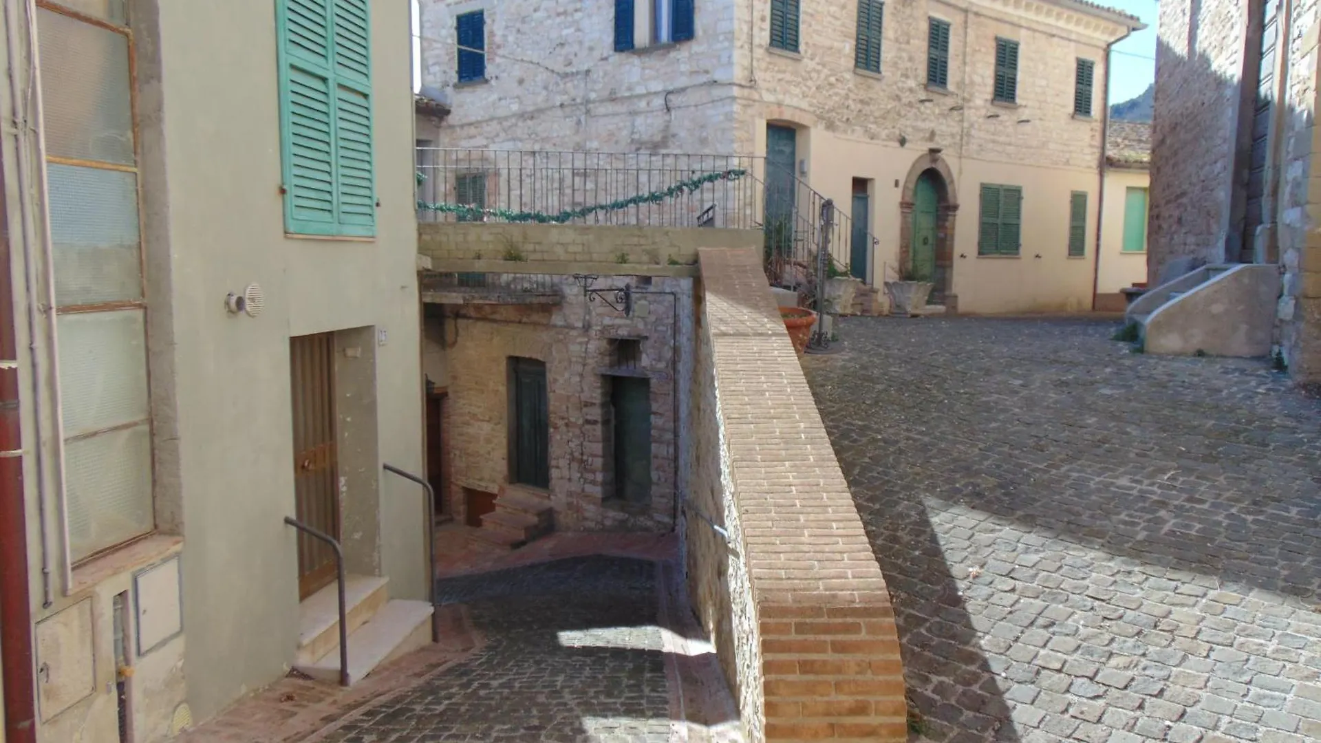 Se051 - Palazzo D'Arcevia, Accogliente Trilocale Ristrutturato Cerreto Grue