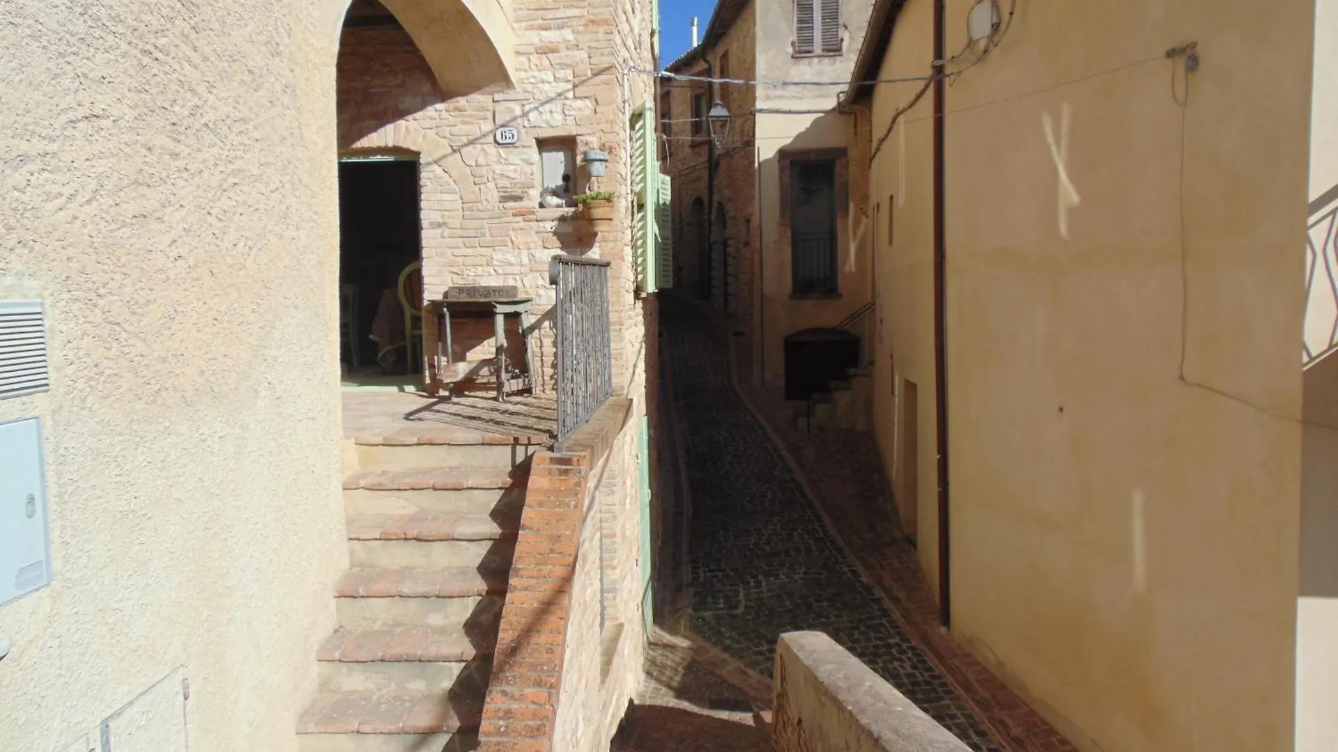 Apartment Se051 - Palazzo D'Arcevia, Accogliente Trilocale Ristrutturato Cerreto Grue